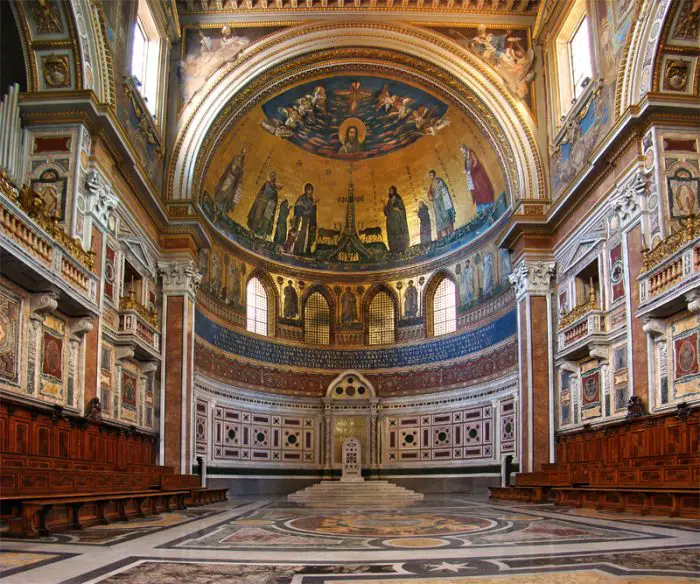 How to see the sights of Rome for free: Arcibasilica di San Giovanni in Laterano is always free.