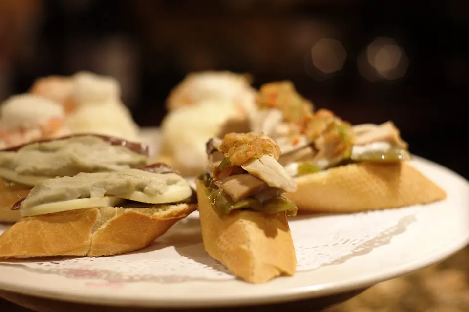 Basque-Country-Skewers-Tapas-Gastronomy-534200.jpg
