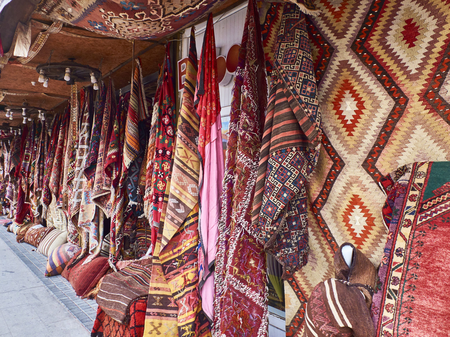 History of a trend Turkish kilim rugs and the meaning behind the